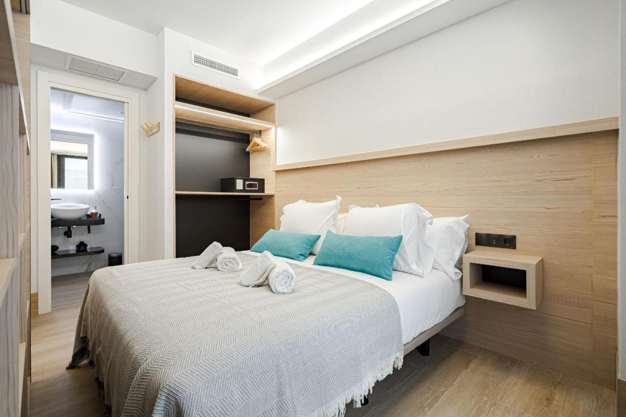 Feelathome Ventas Suites Madrid Exteriör bild