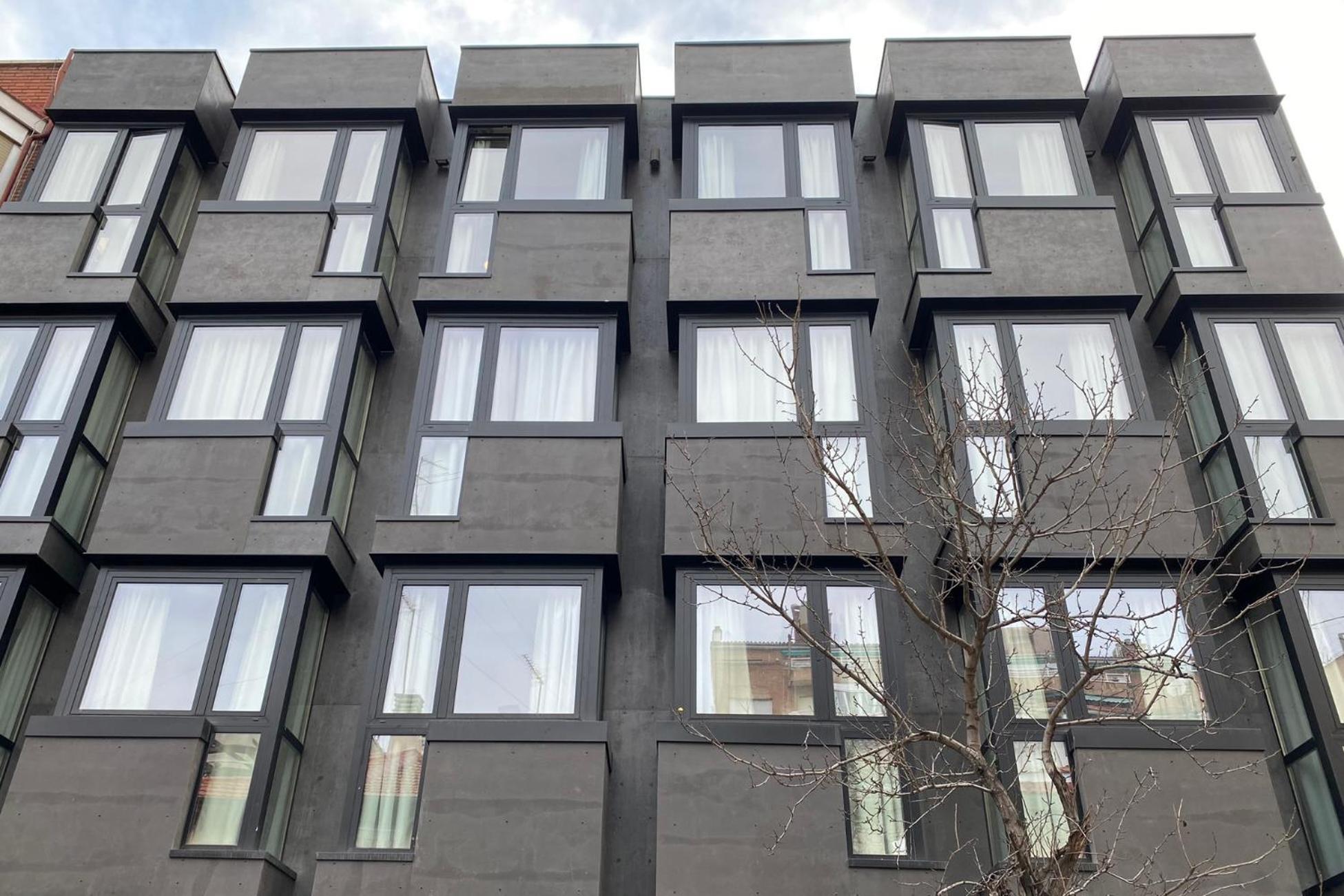 Feelathome Ventas Suites Madrid Exteriör bild